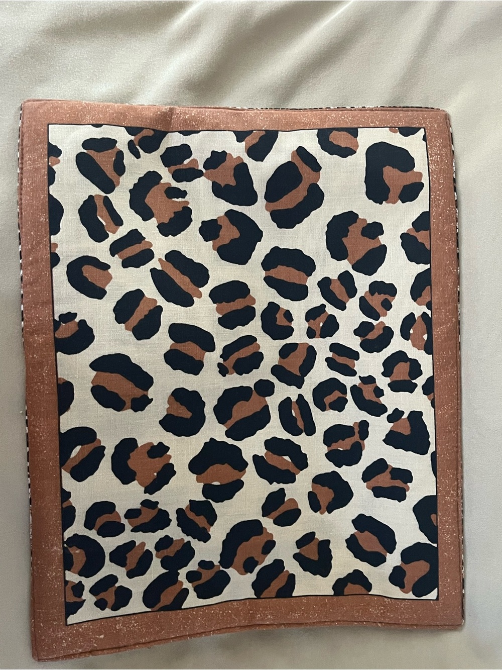 6 African Animal Print Placemats. Interchangeable. Like new. - Picture 13 of 13